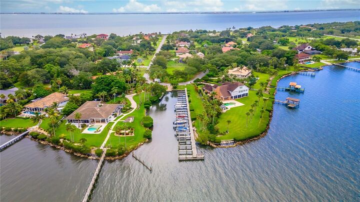 Property Photo: 150 Utopia Circle FL 32952