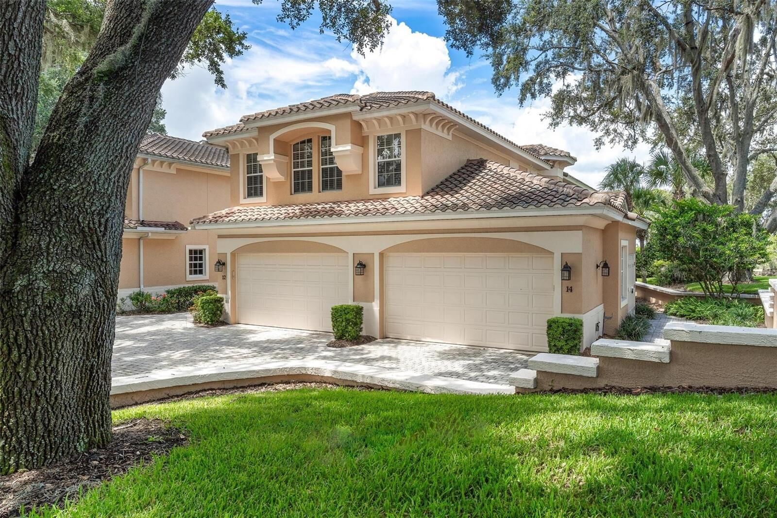 Property Photo: 14 Camino Real Boulevard 14 FL 34737