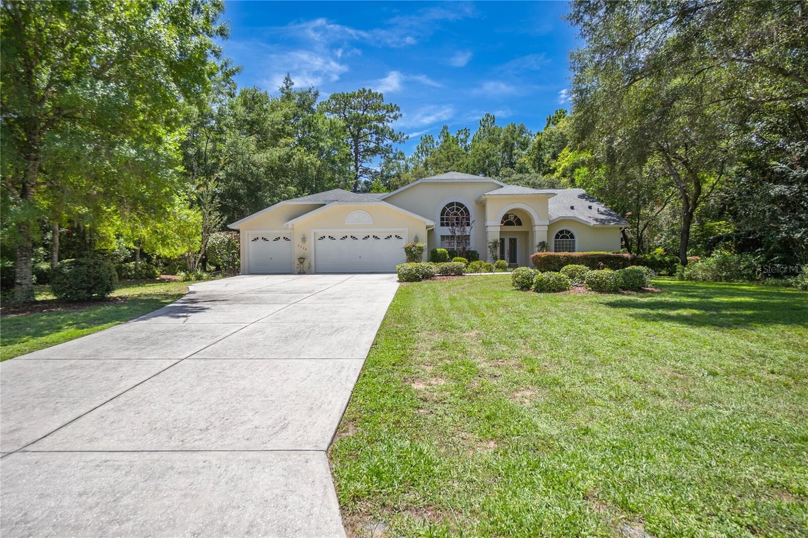 Property Photo:  5326 N Red Ribbon Point  FL 34465 