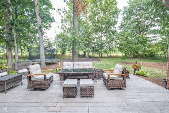 Property Photo: 6847 Woodhaven Place IN 46077