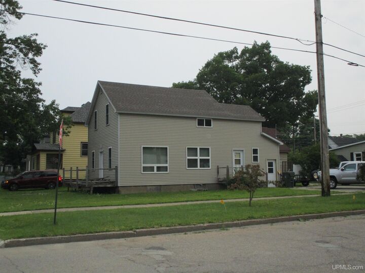 Property Photo: 429 S 14th Street MI 49829