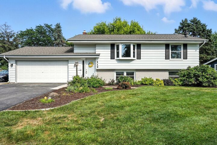 519 Buckingham Way  Hartland WI 53029 photo