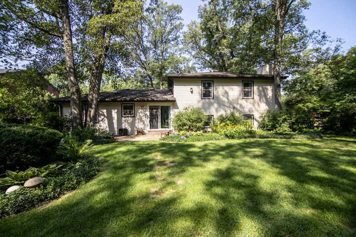 Property Photo: 16 Deerfield Avenue IL 60901