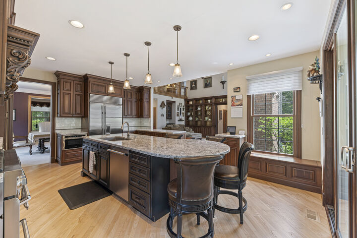 Property Photo:  28584 Ashford Court  IL 60044 