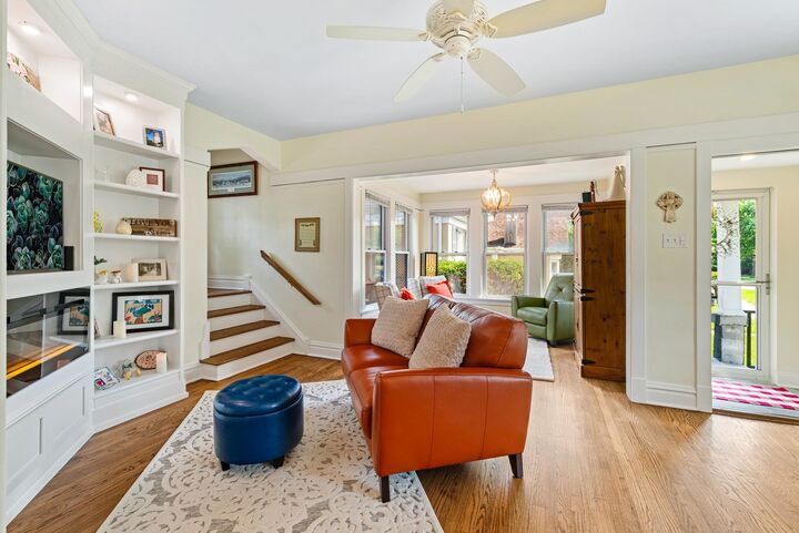 Property Photo:  3827 Hollywood Avenue  IL 60513 