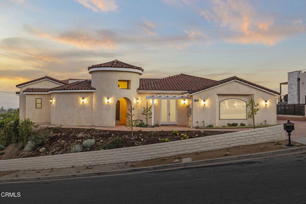 Property Photo:  6174 Cobblestone Drive  CA 93003 