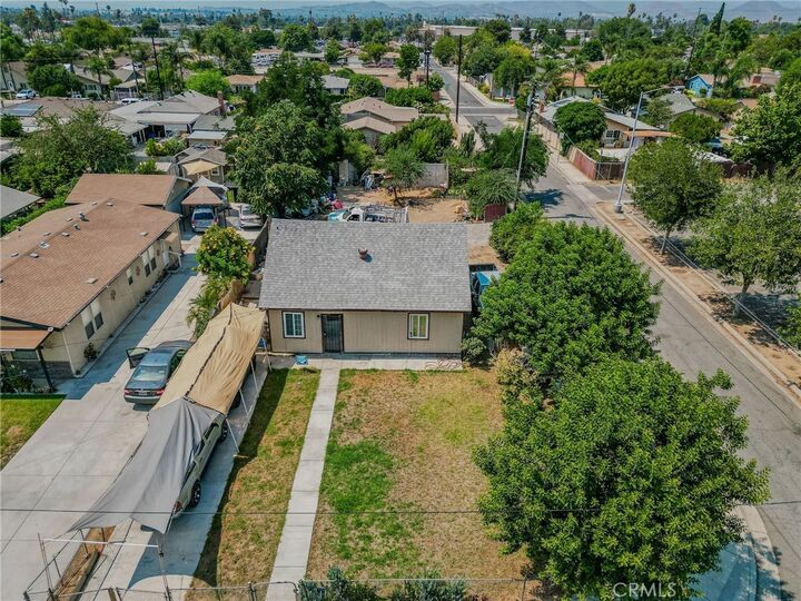 Property Photo: 7407 Emerald Street CA 92504