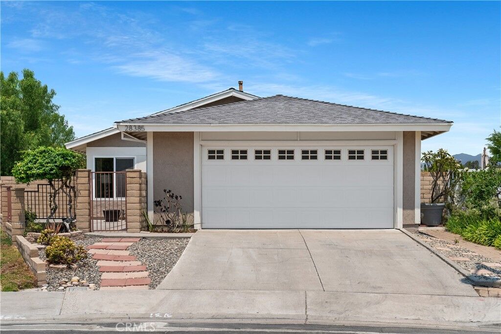 Property Photo:  28385 Ronea  CA 92692 