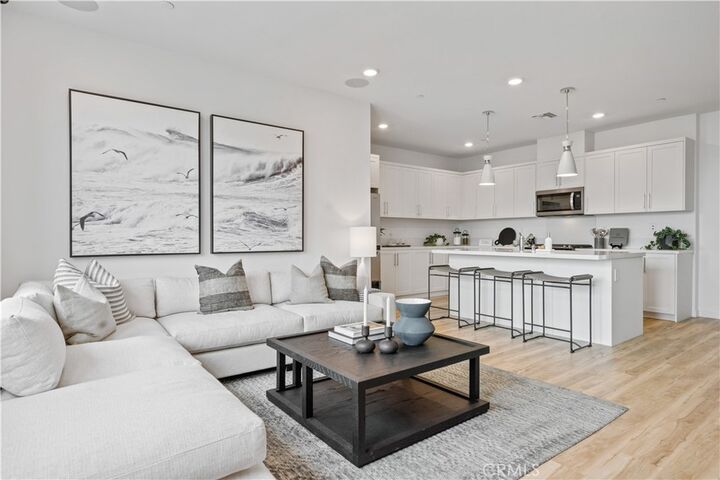 Property Photo:  2364 Haley Point Drive 102  CA 93003 