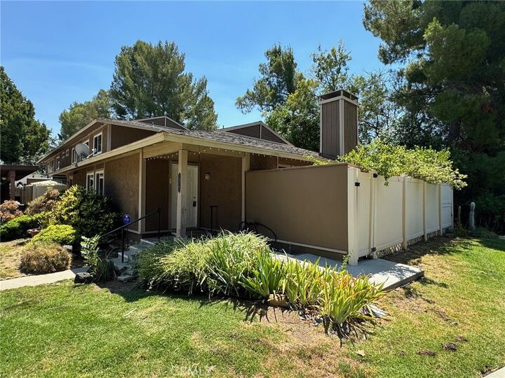 Property Photo:  28862 Conejo View Drive  CA 91301 