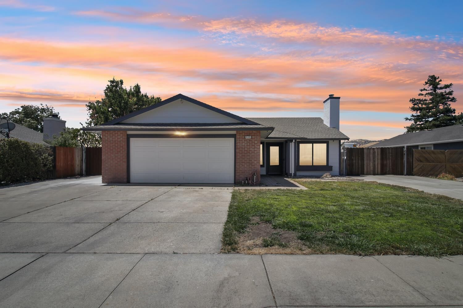 Property Photo:  4109 S Royal Links Circle  CA 94509 