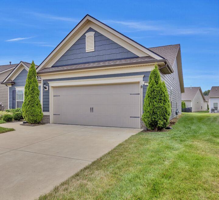 Property Photo:  2308 Lawrence Rdg  TN 37174 