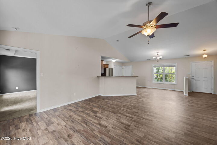 Property Photo: 3203 Thatcher Court NC 28562