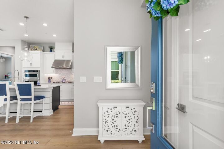 Property Photo:  105 Carousel Drive  FL 32081 