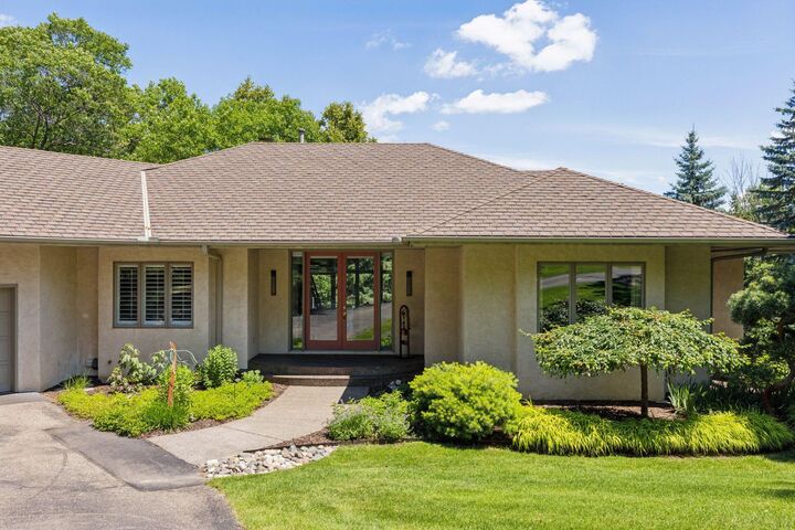 Property Photo: 13936 Oakland Place MN 55305