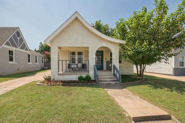 Property Photo:  818 NW Eubanks Street  OK 73118 