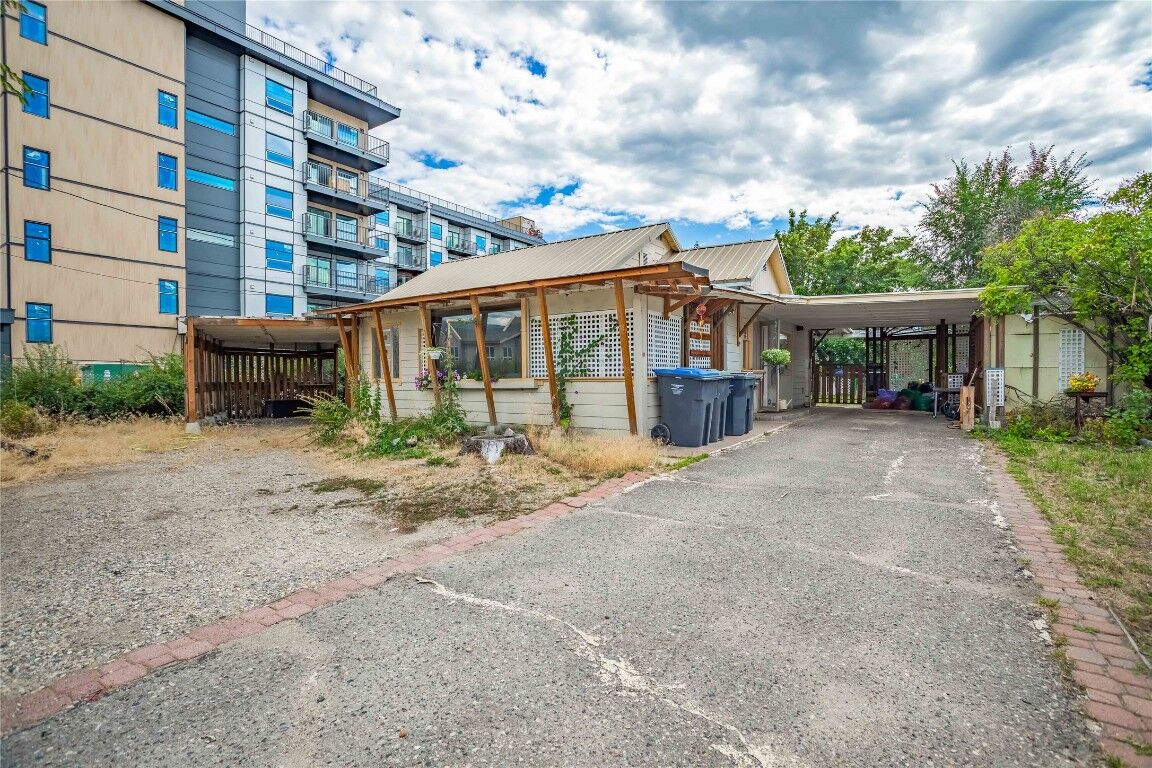 Photo de la propriété: 425 Leathead Road BC V1X 2J3