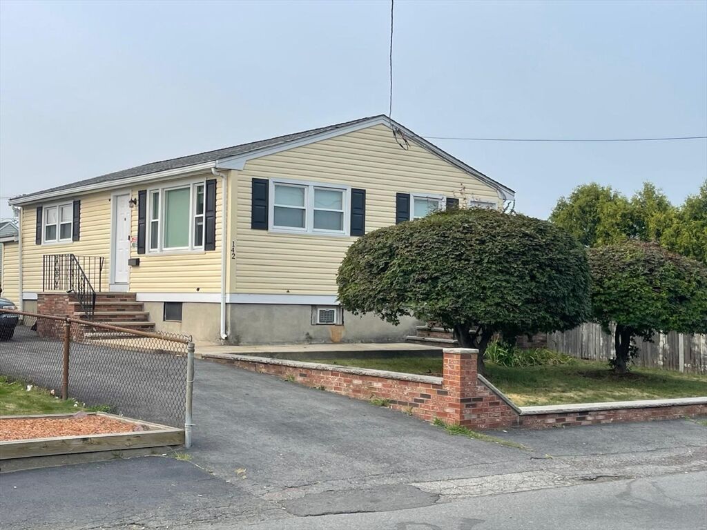 Property Photo:  142 Augustus St  MA 02151 