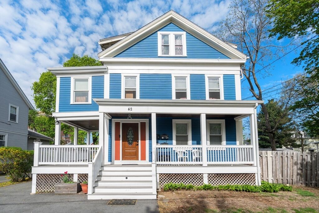 Property Photo: 42 Dudley St 2R MA 02155