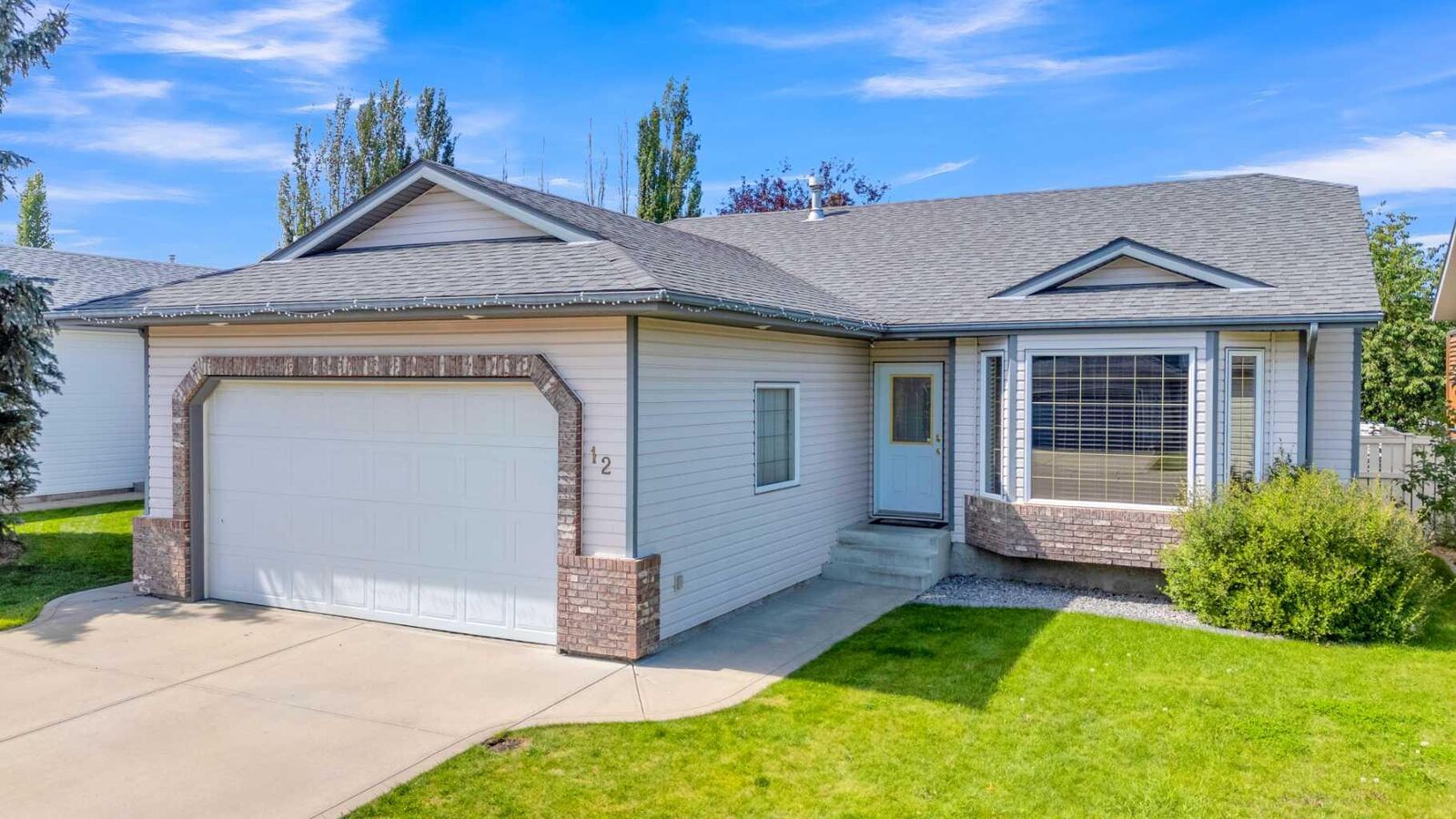 Photo de la propriété: 12 Archibald Crescent AB T4R 2X3