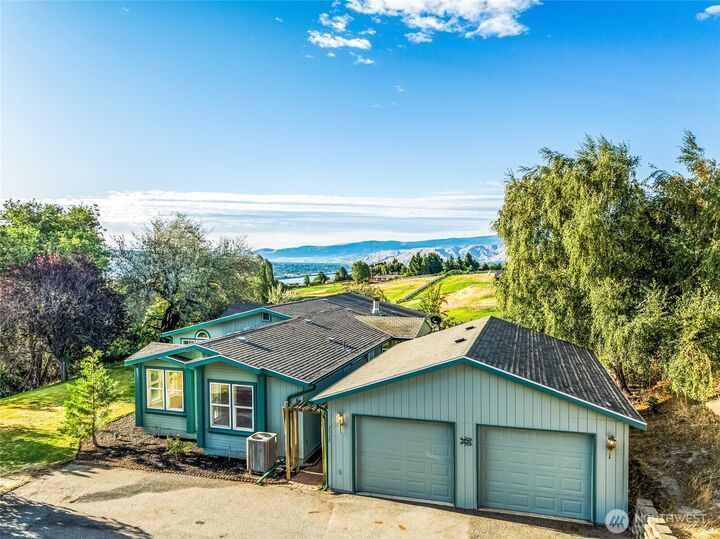 Property Photo: 3530 Burchvale Road WA 98801