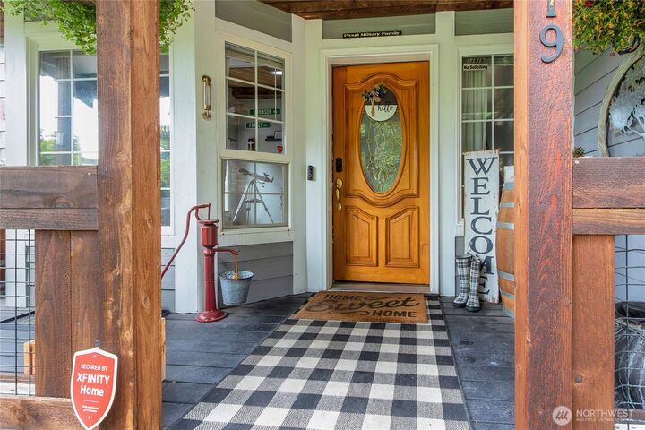Property Photo:  11919  124th Avenue E  WA 98374 