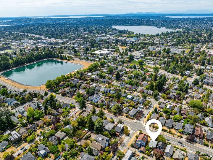 Property Photo:  7706  15th Avenue NE  WA 98115 