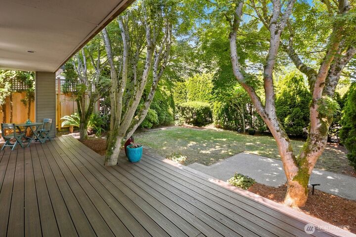 Property Photo:  3771 W Commodore Way  WA 98199 