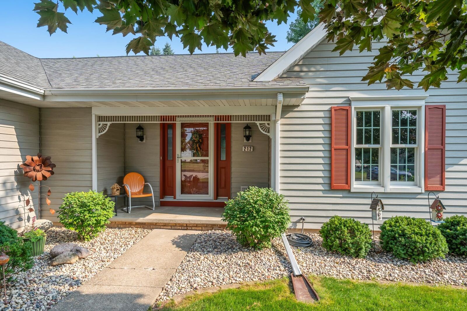 Property Photo:  212 E Norfolk Place  WI 54911 