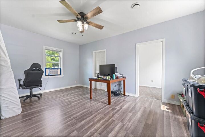 Property Photo: 680 W 5th Avenue WI 54902-5833