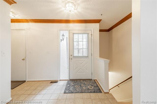 Property Photo:  31459 Merriwood Park Drive  MI 48152 