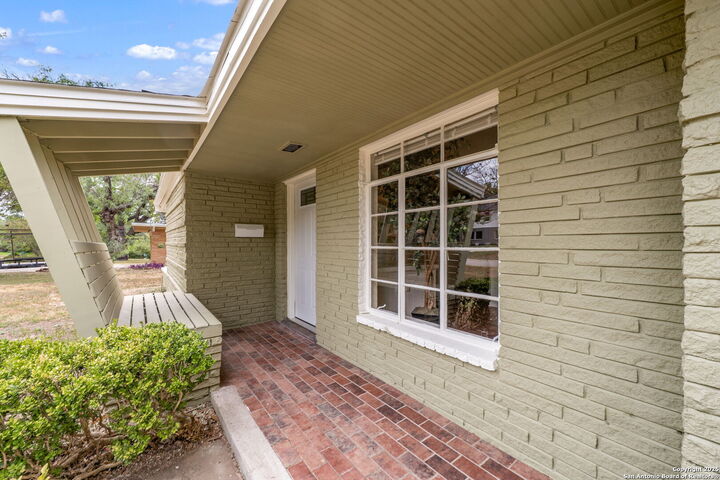 Property Photo: 132 Harriett TX 78216