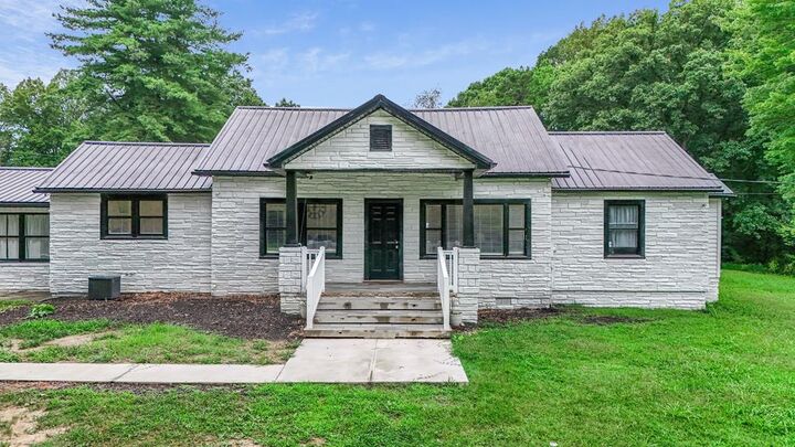 Property Photo: 3331 S Constitution VA 23936