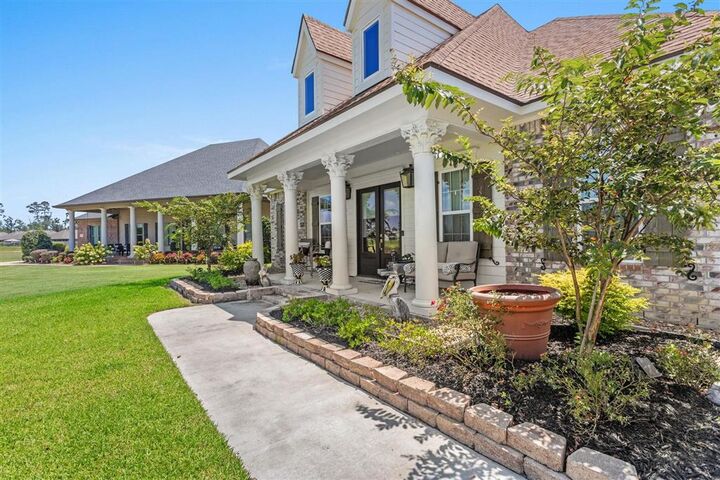 Property Photo: 2407 Hogans Alley LA 70669