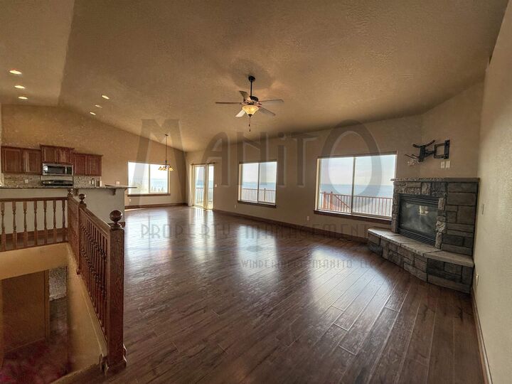 Property Photo: