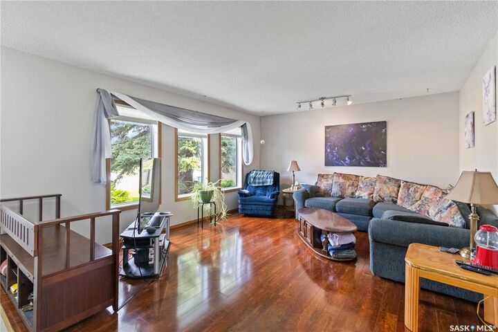 Property Photo:  1534 McKercher Drive  SK S7H 5E1 
