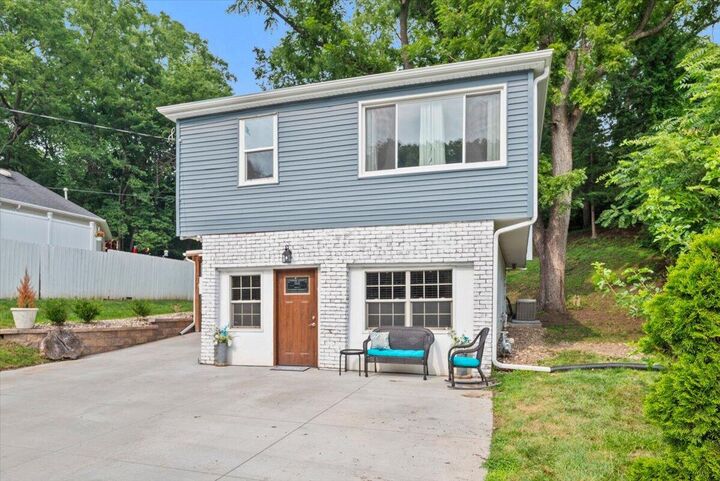 1329 Madison  Avenue  Council Bluffs IA 51503 photo