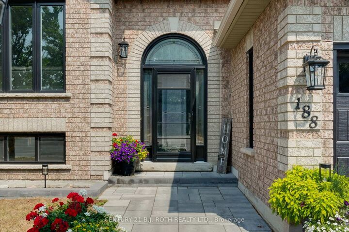 Property Photo:  188 Mapleton Avenue  ON L4N 8T6 