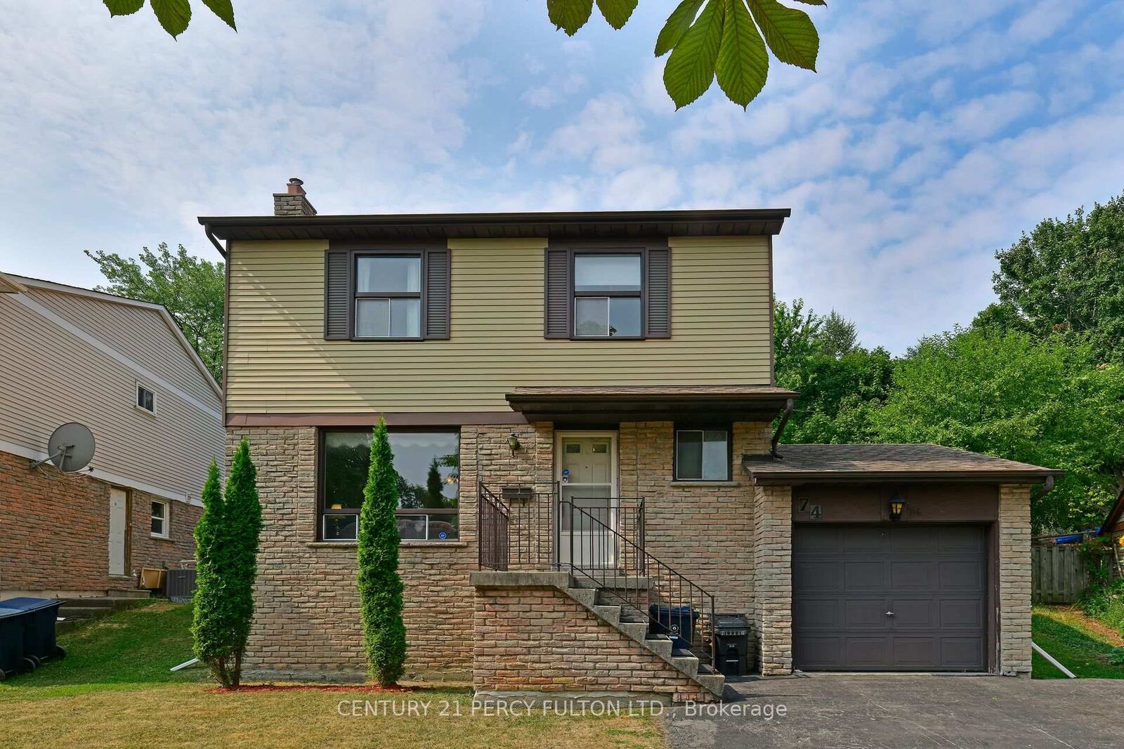 Photo de la propriété:  74 John Stoner Drive  ON M1B 3A3 