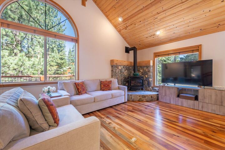 Property Photo: 14019 Ramshorn Street CA 96161