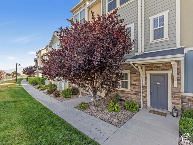 341 N 680 E  Vineyard UT 84059 photo