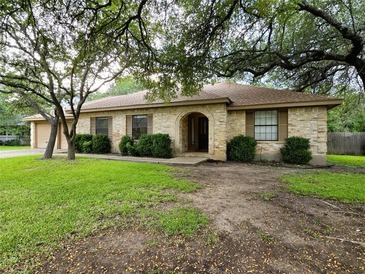11004 Chateau Hill  Austin TX 78750 photo