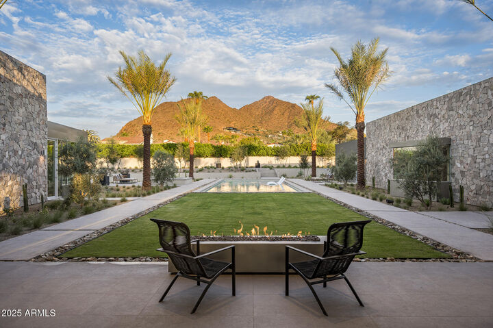 Property Photo: 5120 N Casa Blanca Drive AZ 85253