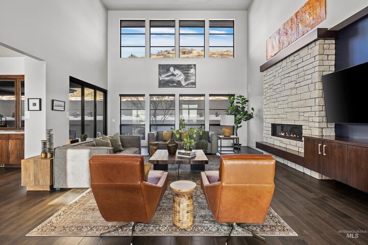 Property Photo: 510 W Paso Fino Dr. ID 83702
