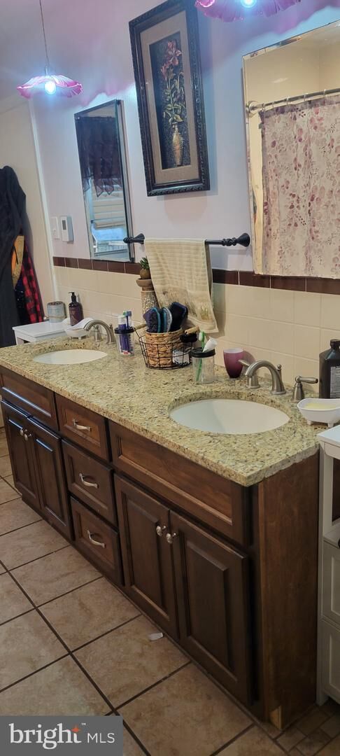 Property Photo: 100 Maugers Mill Road PA 19464