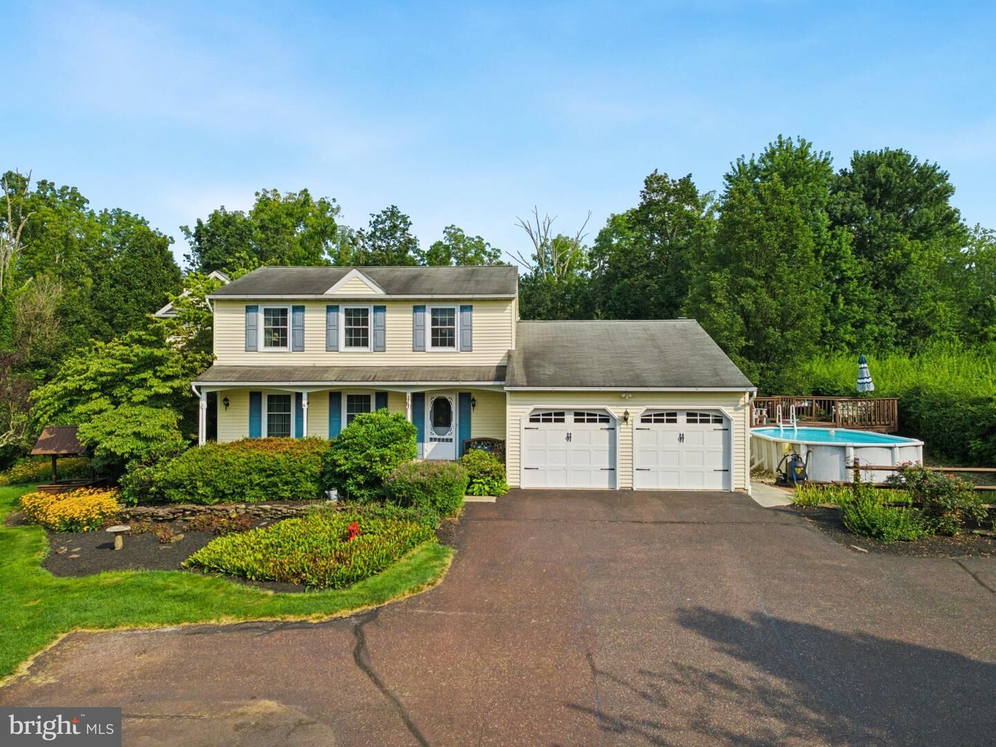 Property Photo: 886 Rising Sun Road PA 18969