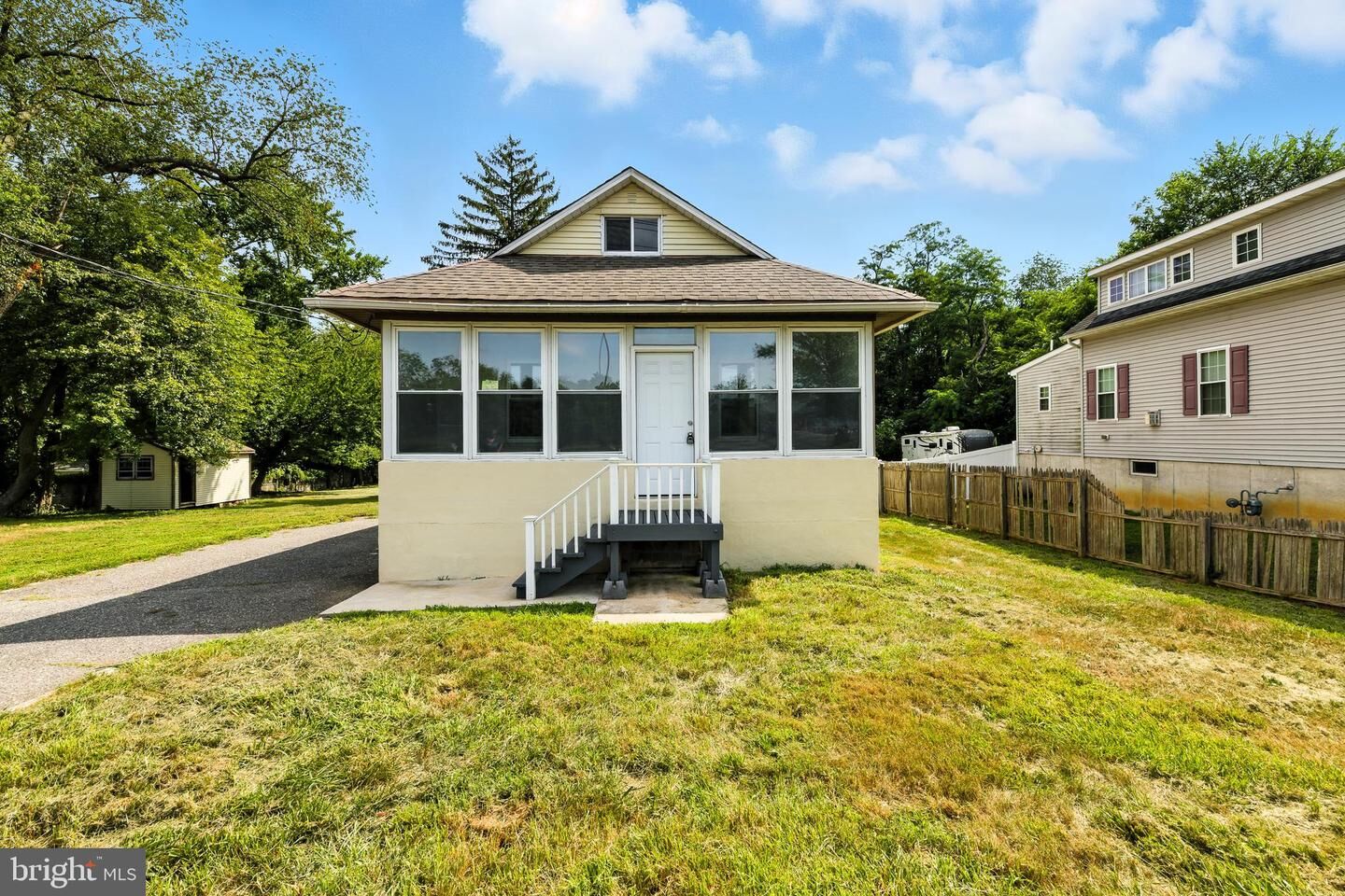 Property Photo: 403 S Lenola Road NJ 08057