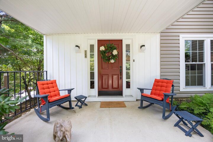 Property Photo: 148 Kingswood Court 148 PA 19342