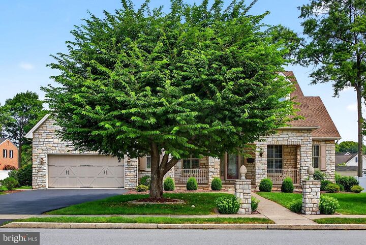 Property Photo:  481 E Elmwood Avenue  PA 17055 