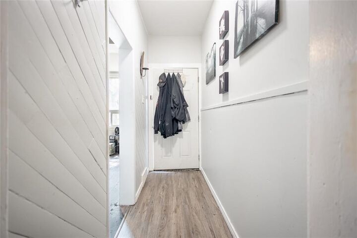 Photo de la propriété:  401 St John'S Avenue  MB R2W 1H5 